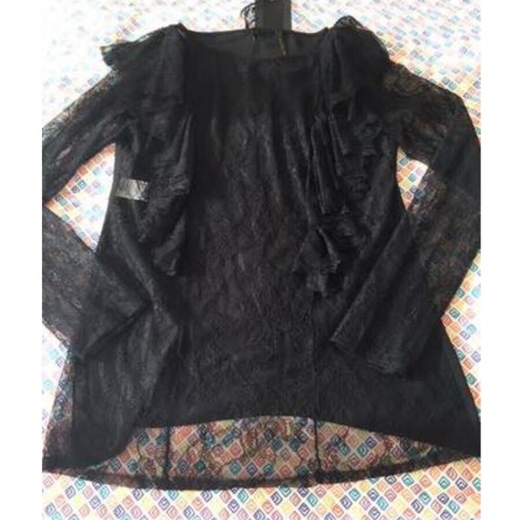 New delicated lace top-Size S - Picture 3 of 3